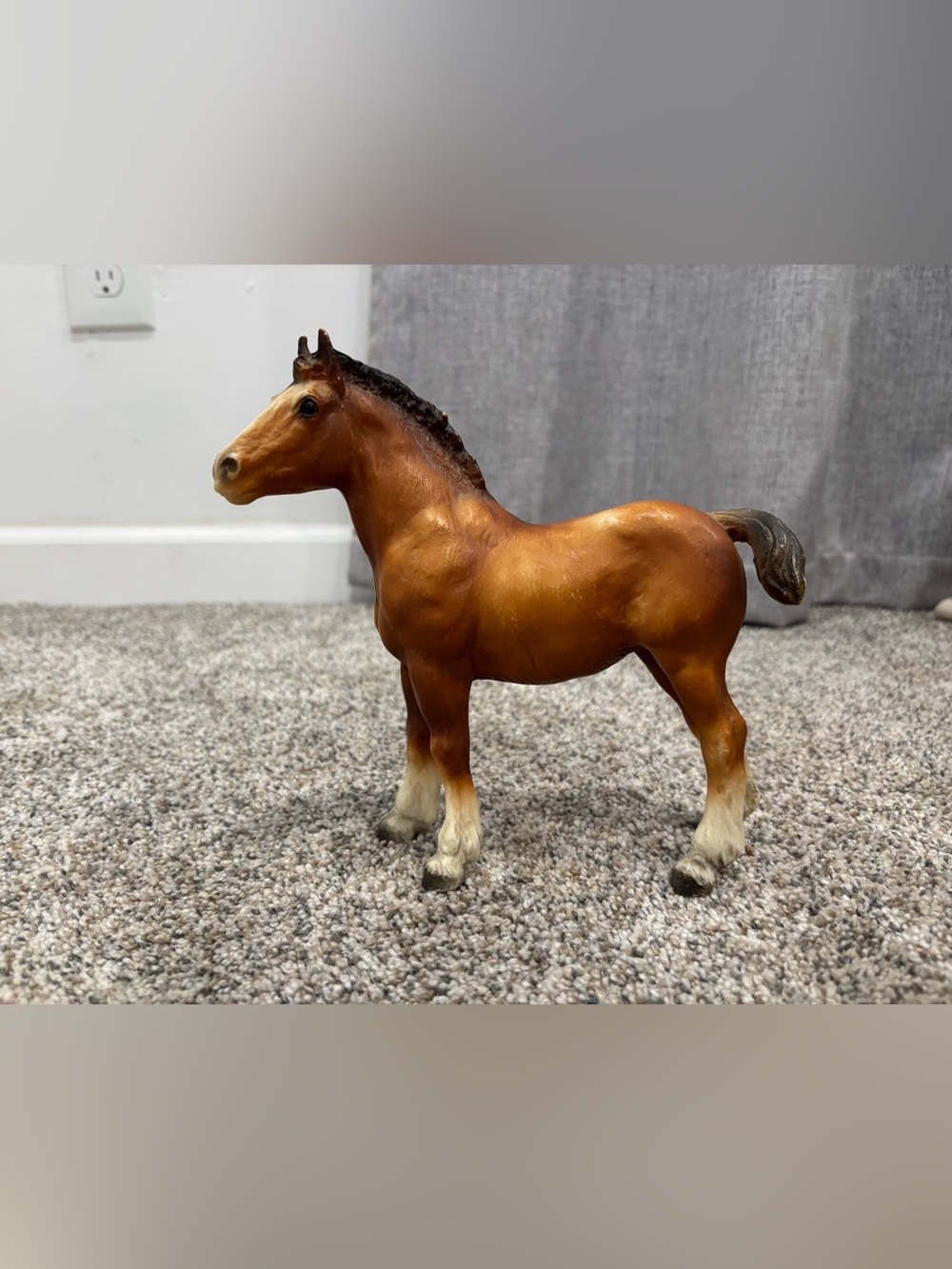 Vintage 1970s Breyer Clydesdale Foal Model #84 Chestnut Finish
